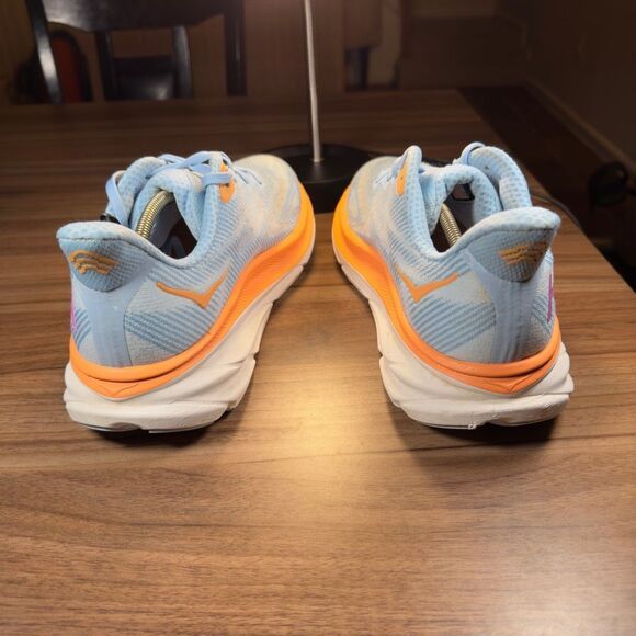 HOKA ONE ONE CLIFTON 9 - Women’s Running Shoes - SIZE 12B - Picture 4 of 9